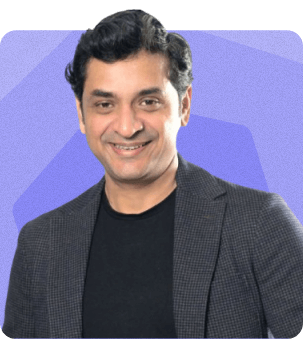 Akhilesh Ayer, Director ejecutivo